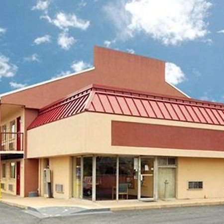 Econo Lodge Northeast Reading Exterior foto